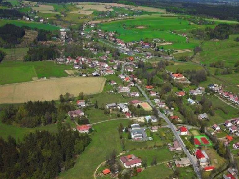 Borová
